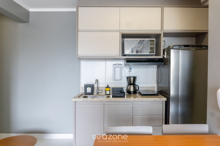 Private kitchen 4, Apt in Condo w/ Pool in Jardim Goias Mbcb0801, Goiania
