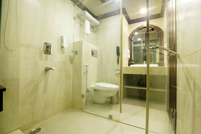 Bathroom 3, Vesta Sapphire Jaipur - A City Center Hotel, Jaipur