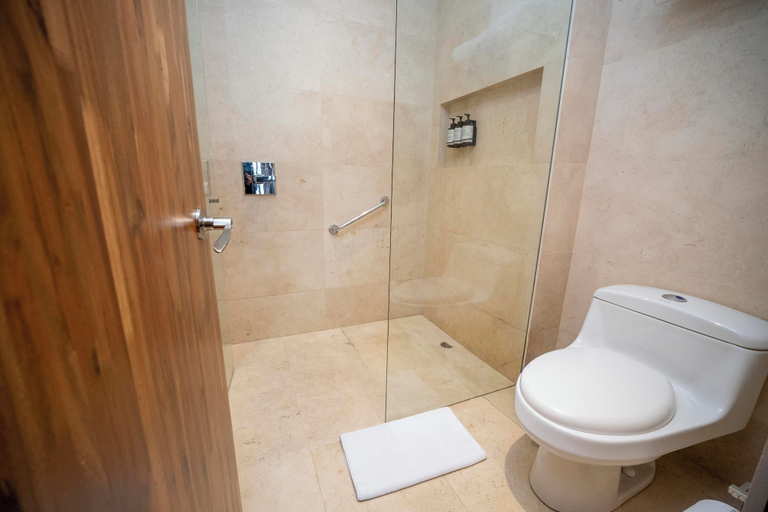 Bathroom 5, Hotel Estelar Parque De La 93, Santafé de Bogotá