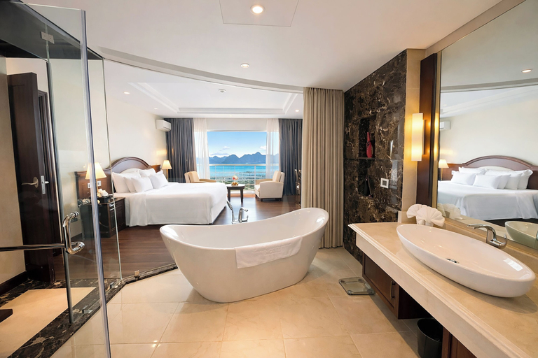 Bathroom 5, Saigon Halong Hotel, Hạ Long