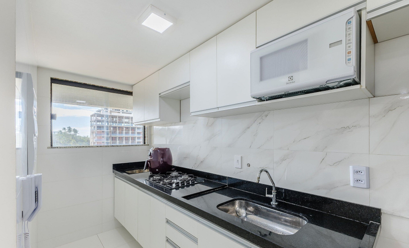 Private kitchen, 2-bedr ap 400 m the sea in a Cond. W/gym Pzo0905, Ilhéus