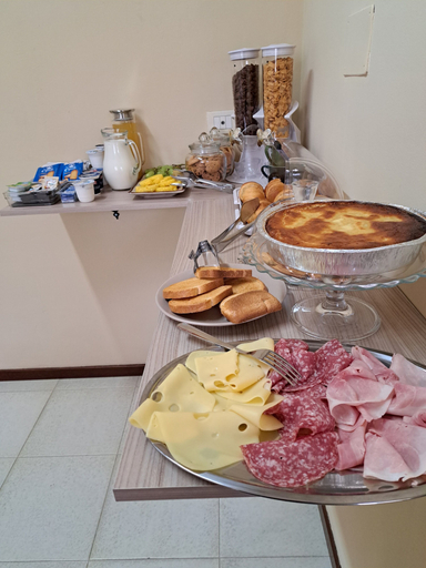 Food & Drinks 5, B&B verdi, Lecce