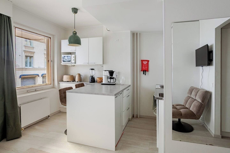 Room, Cozy Punavuori Studio with 600Mbit WiFi, Uusimaa
