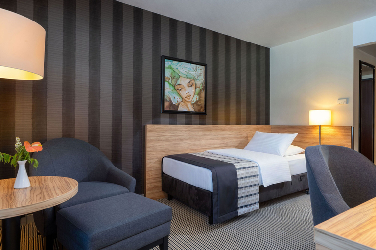 Bedroom 4, Maritim Hotel Königswinter, Rhein-Sieg-Kreis