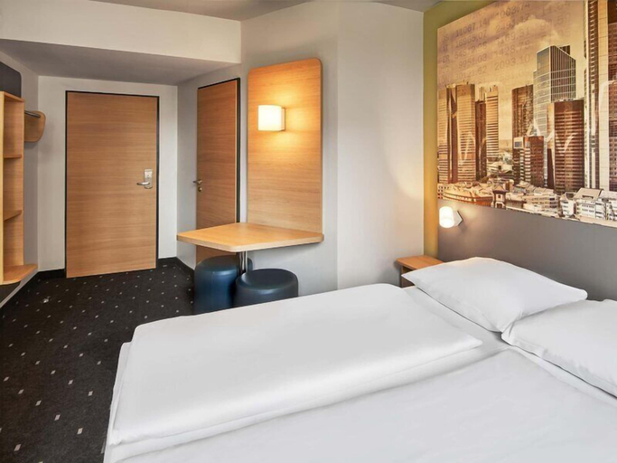 Bedroom 4, B&B Hotel Frankfurt-West, Frankfurt am Main
