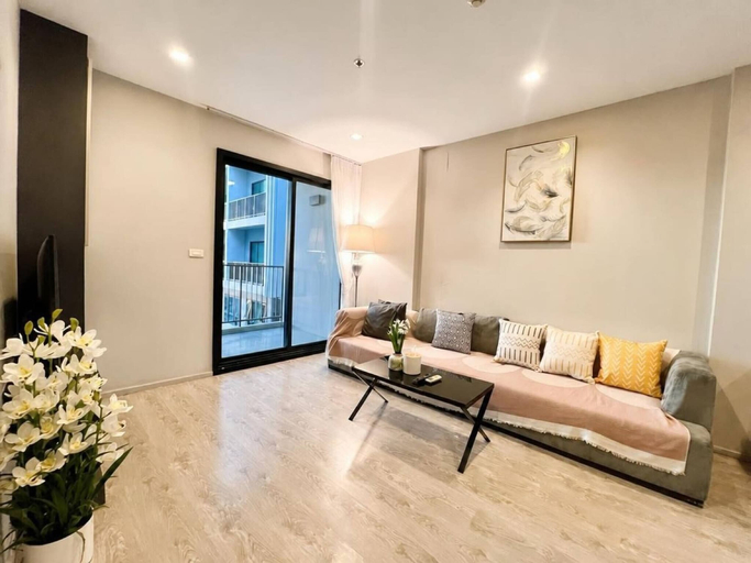 Living area 3, Sea View 2 Bed Room Best Location, Pattaya