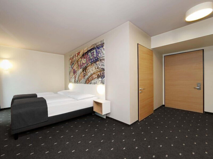 Bedroom 3, B&B Hotel Berlin-Alexanderplatz, Berlin