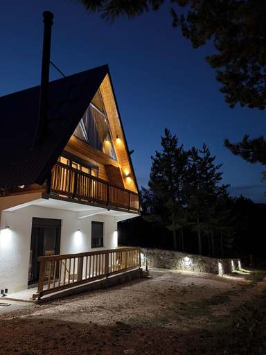 Exterior 4, Durmitor Den