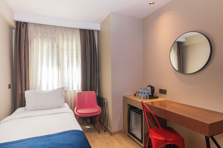 Bedroom 2, Redmont Hotel Nisantasi, Beşiktaş