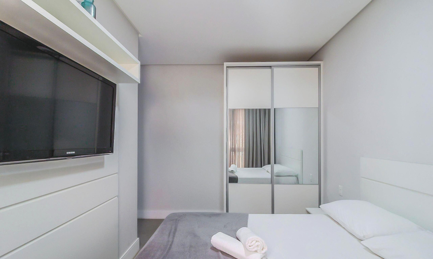 Room 3, 3 Bds Pool Sea View 300m Beach Bombas Csd0101, Bombinhas
