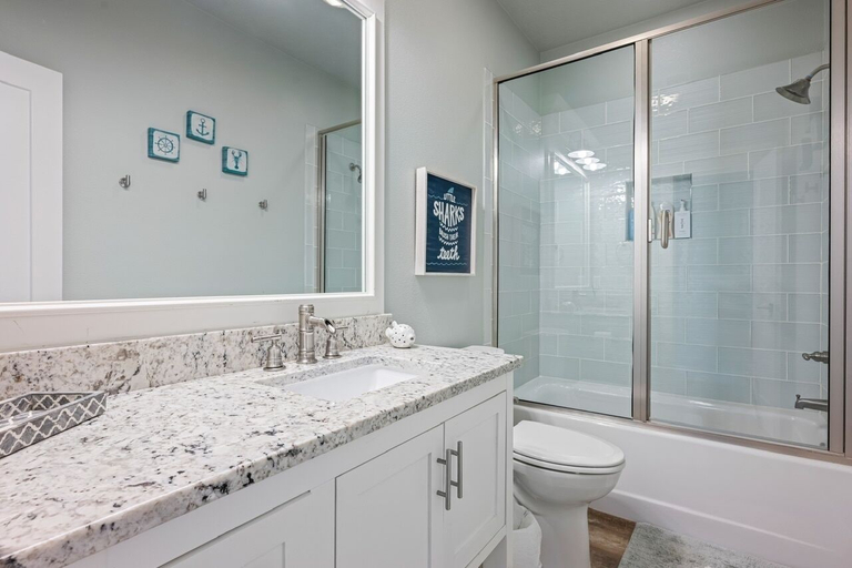 Bathroom 4, Gabriels Landing 5 Bedroom Home, Galveston