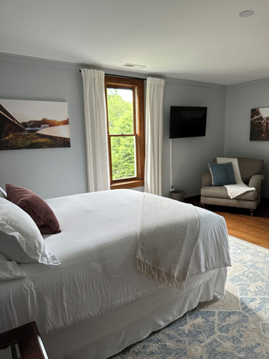 Room 2, Lovill House Inn, Watauga