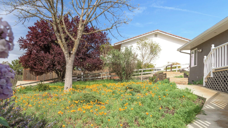 Interior 4, COF House by Avantstay Hillside Deck + Skylit Kitchen Paso Robles Wine Country, San Luis Obispo