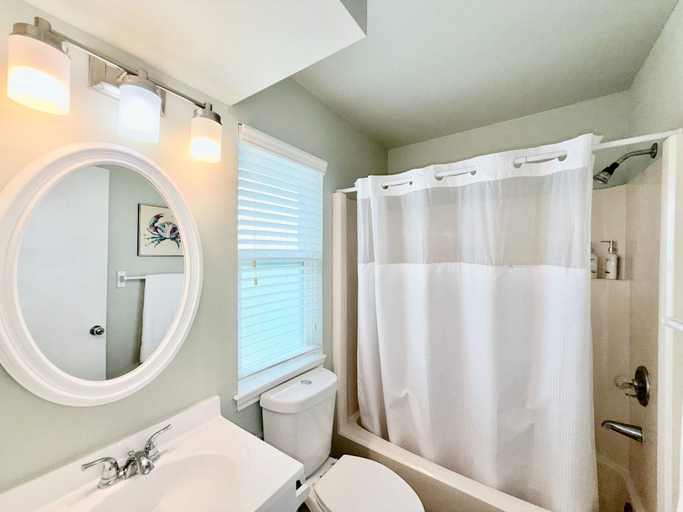 Bathroom 4, Casa Pelicano - Gulf Views, Galveston