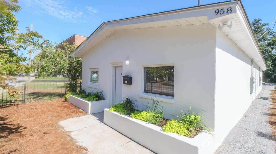 Exterior & Views 2, Charming 2 Bedroom, 1 Bath Duplex Just Blocks From the Beautiful Beachfront, Harrison