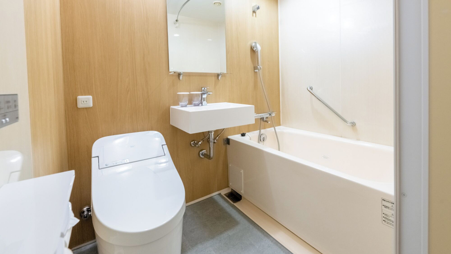 Bathroom 4, Richmond Hotel Naha Kumoji, Naha