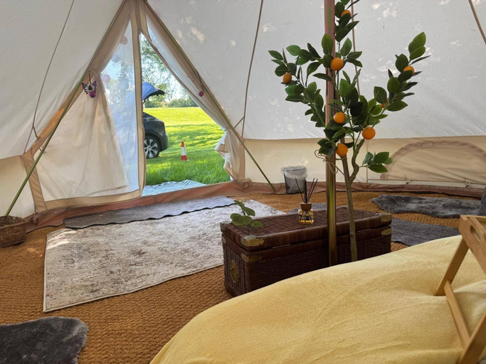 Interior, Countryside Avon Escape for Two, Wiltshire