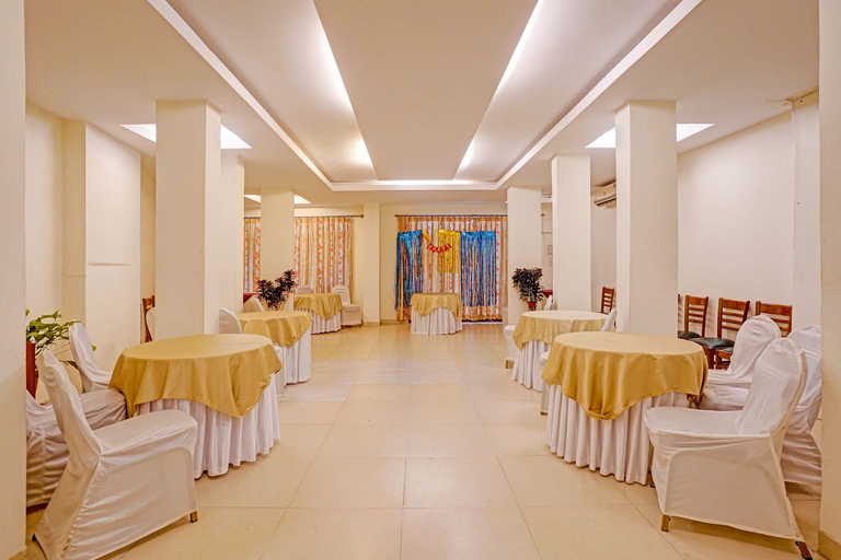 Lobby 3, Oriva Solmar - 5 Mins walk to Miramar Beach, North Goa