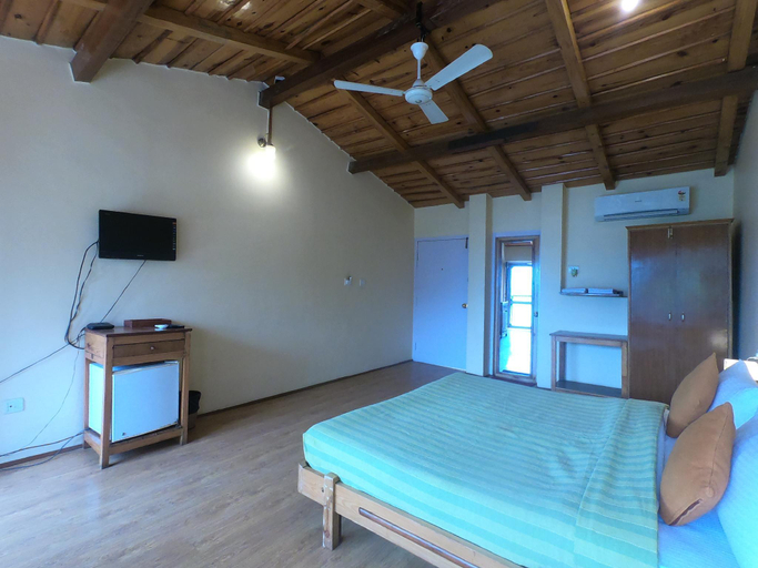Bedroom, Monolith Resort Bhimtal, Nainital