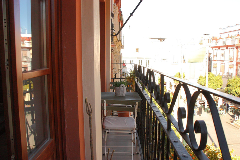 Property grounds 5, Panther Home Salvador, Sevilla