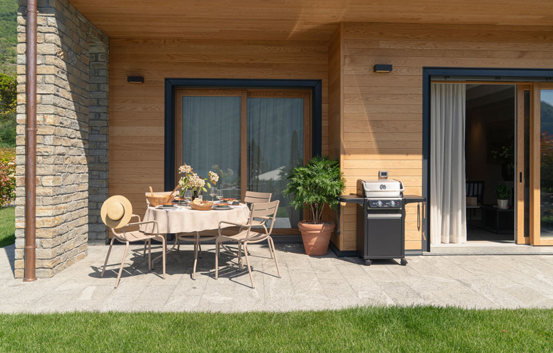 Outdoor dining 2, MC residence, Como