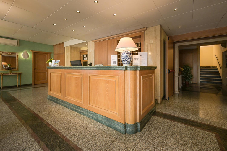 Public Area 4, Hotel L'Aquila, Rome