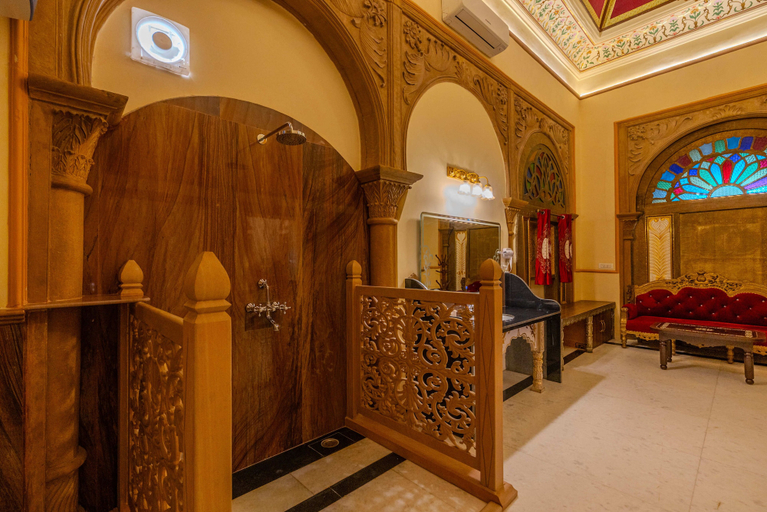 Bathroom 5, Mahal Khas Palace, Bharatpur