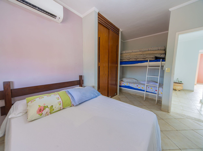 Room 3, Casa c 3 Quartos 80m da Praia Balne rio Fl Rida, Praia Grande