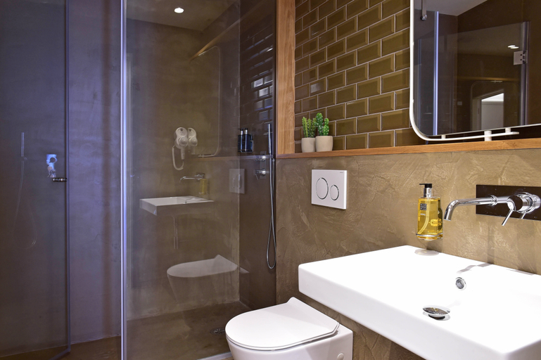 Bathroom 3, My Story Apartments Santa Catarina, Porto