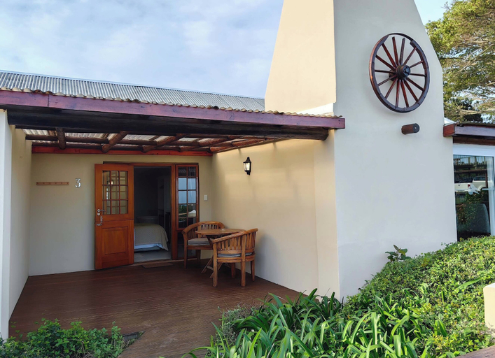 Exterior & Views 2, Oyster Bay Lodge, Cacadu