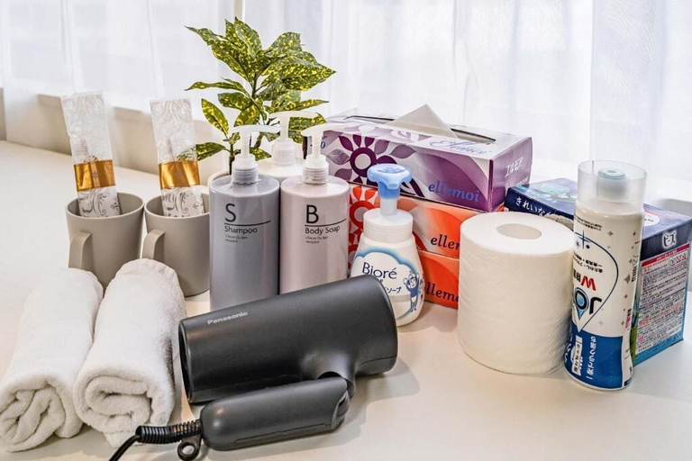 Bathroom amenities, Hoshi noYado Imamiya, Osaka