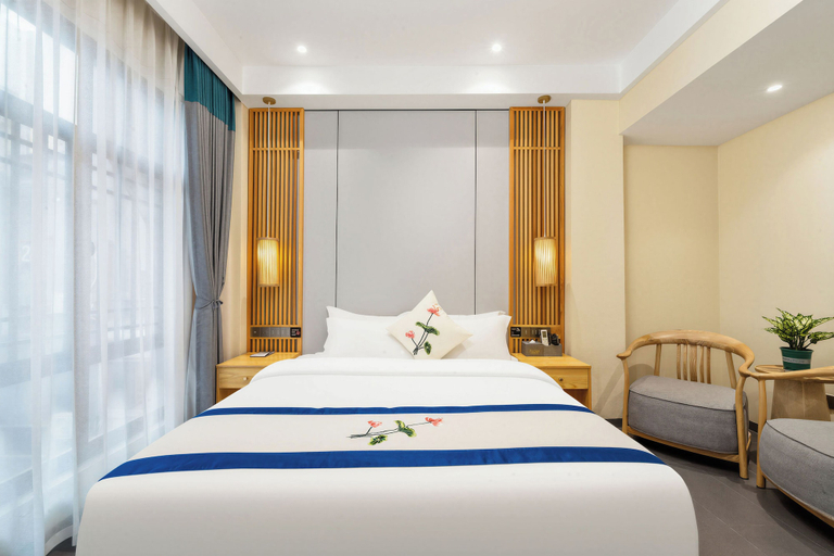 Room 5, Poltton Liuzhou Yaobu AncientPanlongshan, Liuzhou