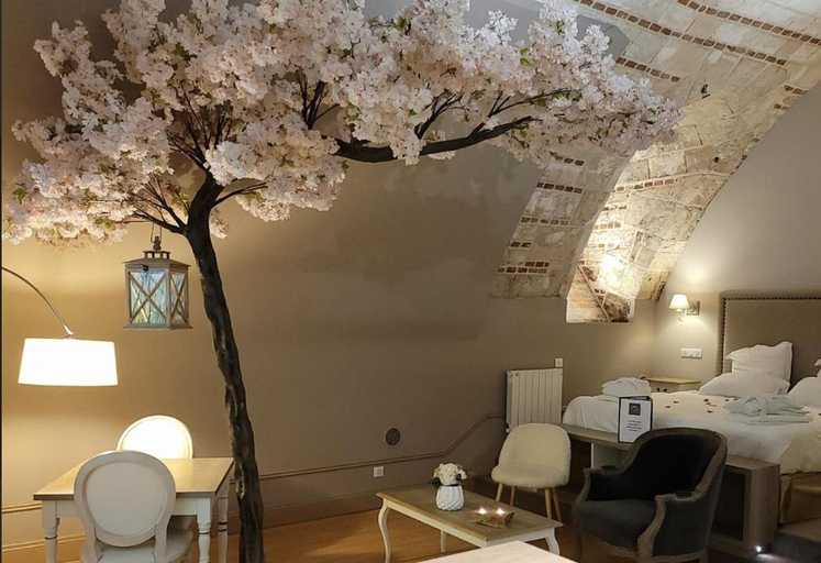 Bedroom 2, La Parenthese Envoutee, Somme