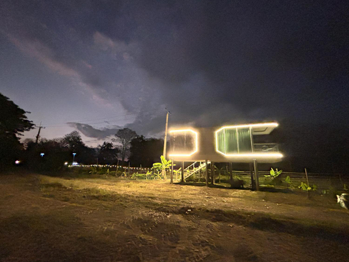 3, The Log of Paradis, San Kamphaeng