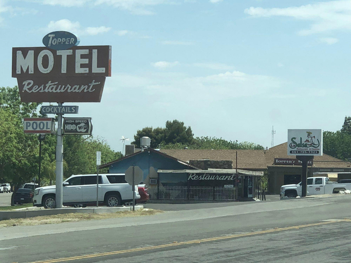 Exterior & Views 2, Topper Motel, Kern