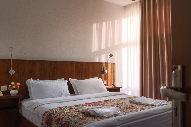 Bedroom 3, Omar Khayyam, Buxoro