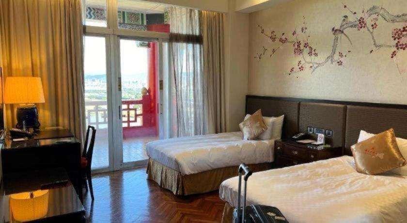 Bedroom 3, Grand Hotel, Taipei City