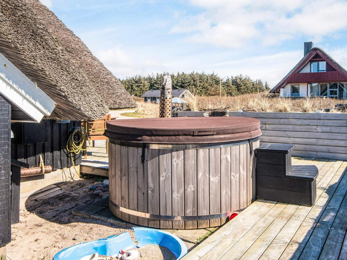 Sport & Beauty 5, 6 person holiday home in Harboøre, Lemvig