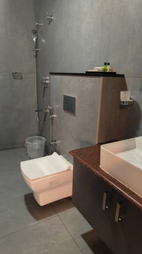 Bathroom 3, Hotel Varsha international, Thrissur