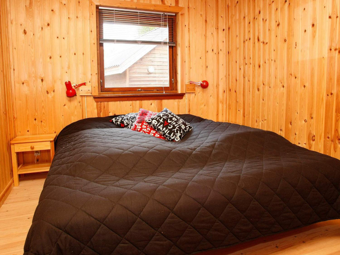 Bedroom 2, 4 star holiday home in Hals, Aalborg