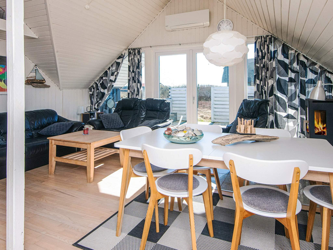Food & Drinks, 6 person holiday home in Harboøre, Lemvig