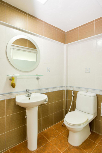 Bathroom 4, OYO 394 Nana Beach Cha Am, Cha-Am