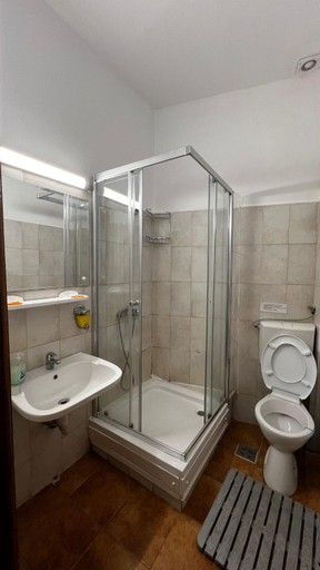 Bathroom 3, Vila Crinilor Caciulata, Calimanesti