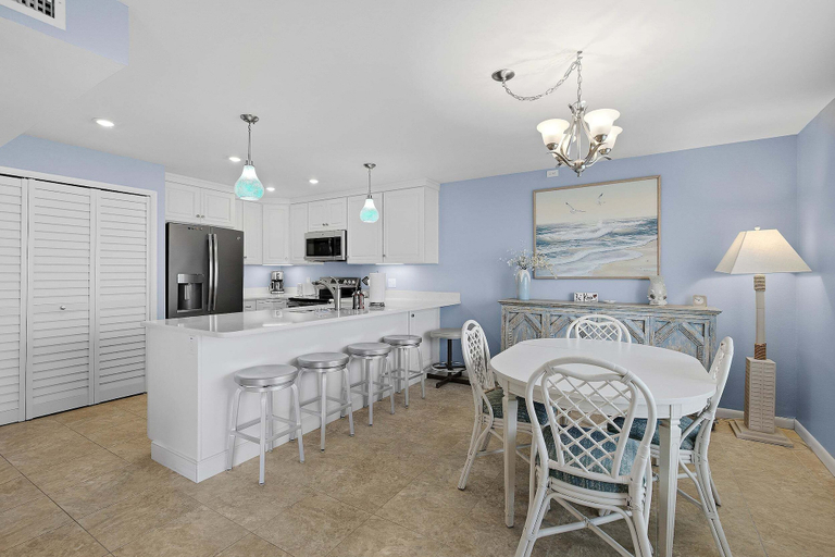 Private kitchen 4, Errol By The Sea 126, Volusia