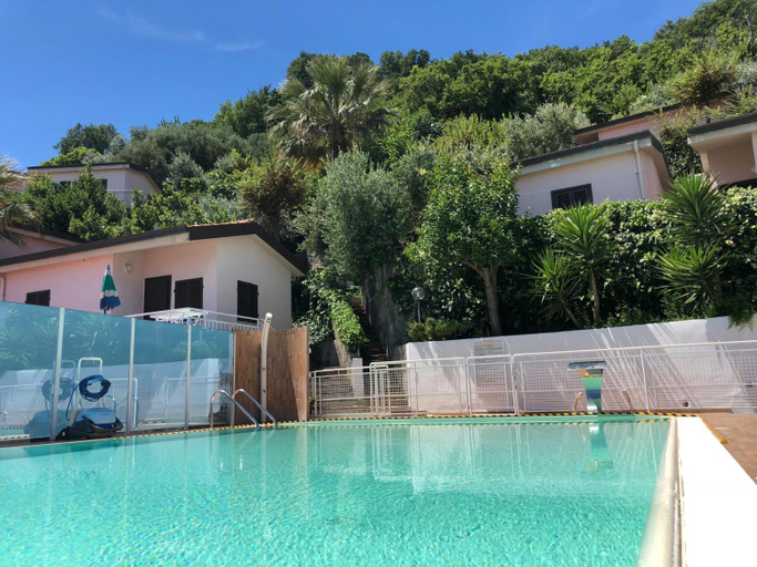 4, Dea Cupra Village, Ascoli Piceno
