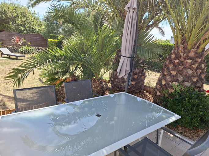 Sport & Beauty 2, Holiday Home in Plouhinec by Audierne Bay, Finistère