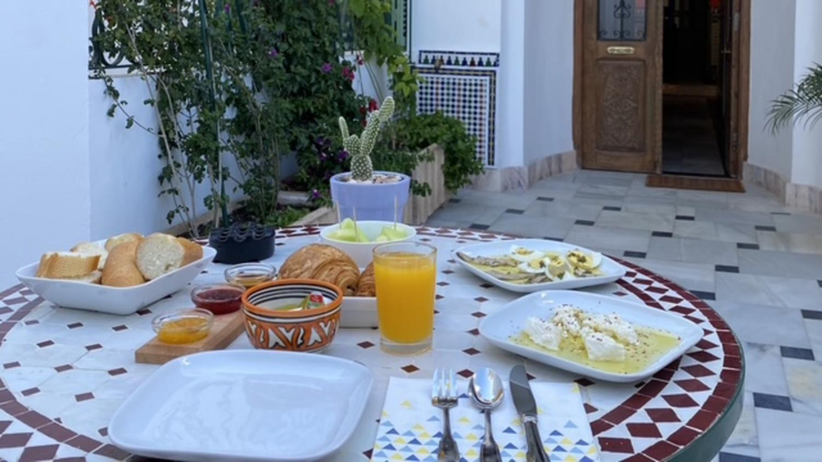 Food & Drinks 5, villazancot, Tanger-Assilah