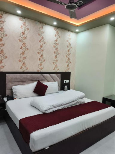 Bedroom 3, HOTEL RAMAYANAM PALACE, Faizabad