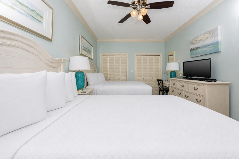 Room 4, Phoenix Ix 1002 2 Bedroom Condo, Escambia