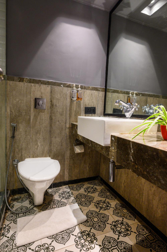 Bathroom 4, Polo Floatel Kolkata, Kolkata